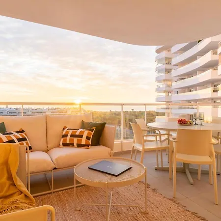 Gran Canet 2br! Walk To Beach, Sea View, Sauna & Gym Апартаменты